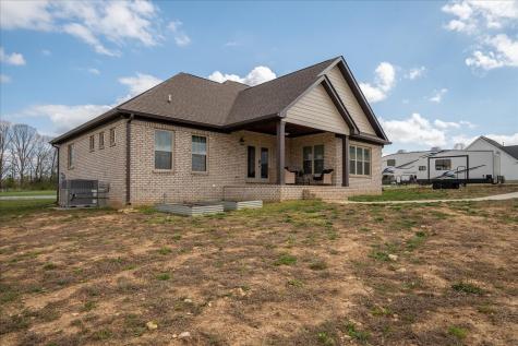 114 Hurst Drive Leoma TN 38468