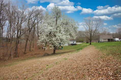 3079 Trace Creek Road White Bluff TN 37187