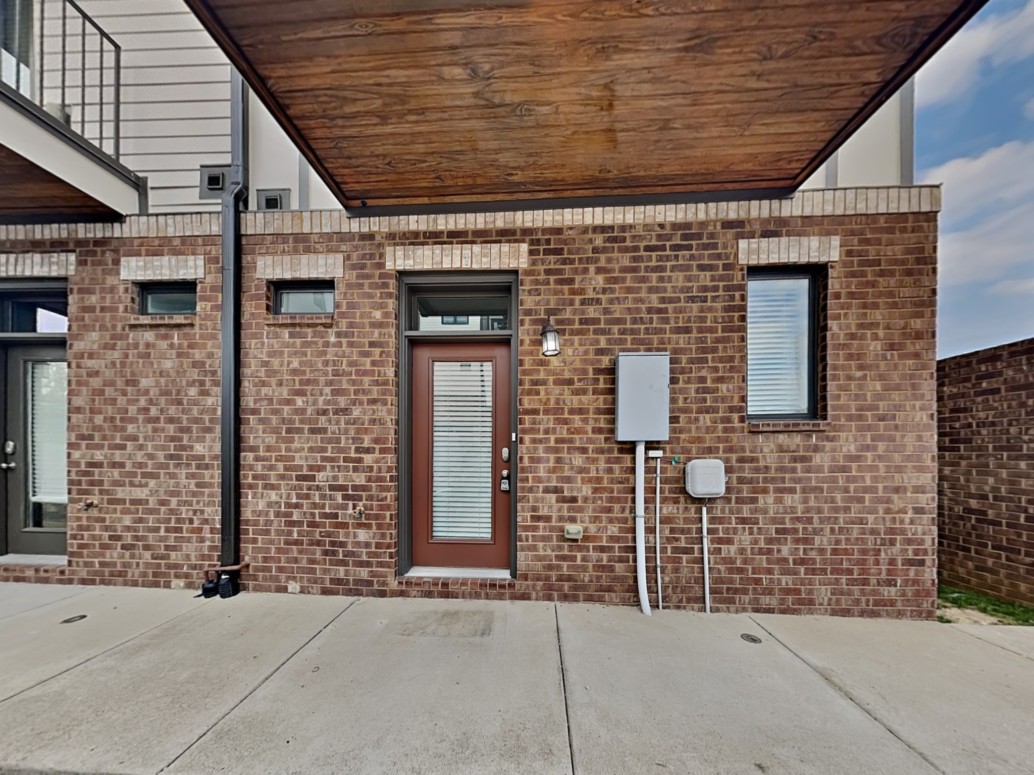 6817 Charlotte Pike Nashville TN 37209