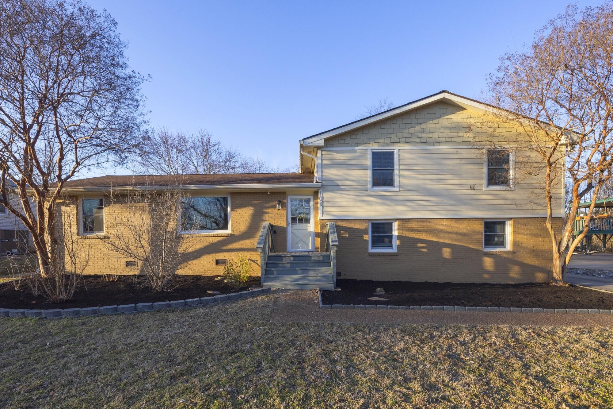 108 Connie Drive Hendersonville TN 37075