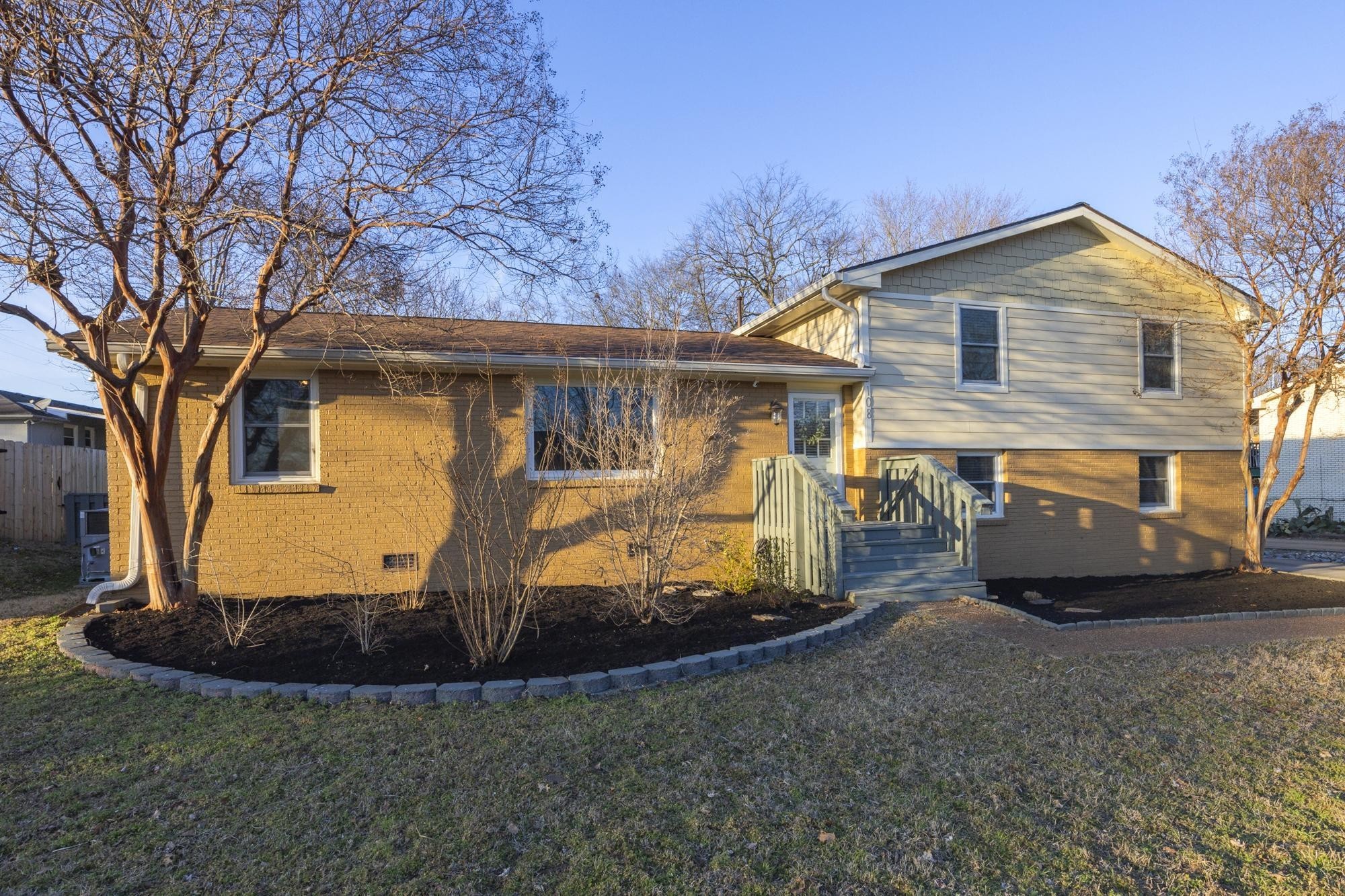 108 Connie Drive Hendersonville TN 37075
