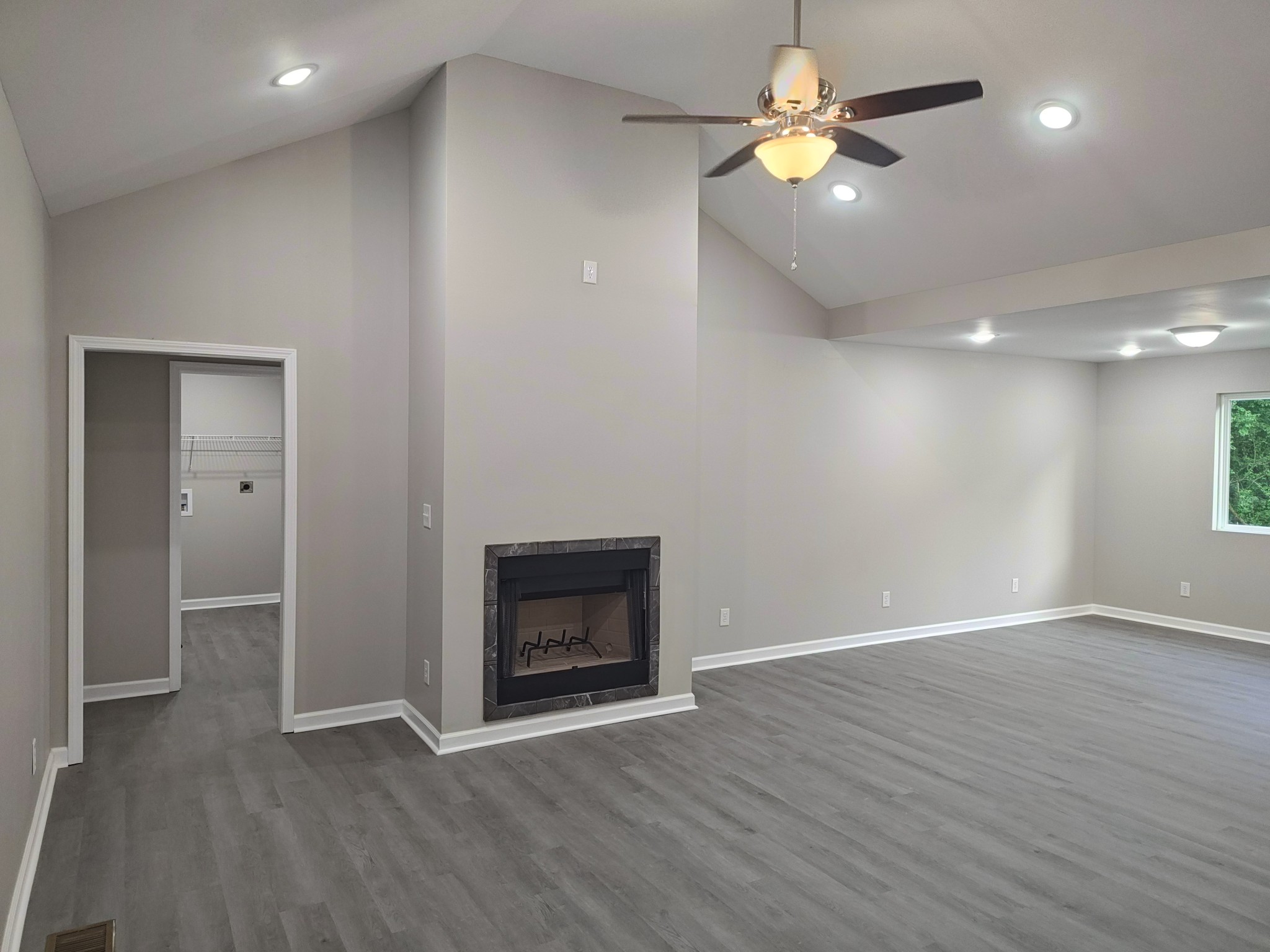 689 W Main Street Alexandria TN 37012