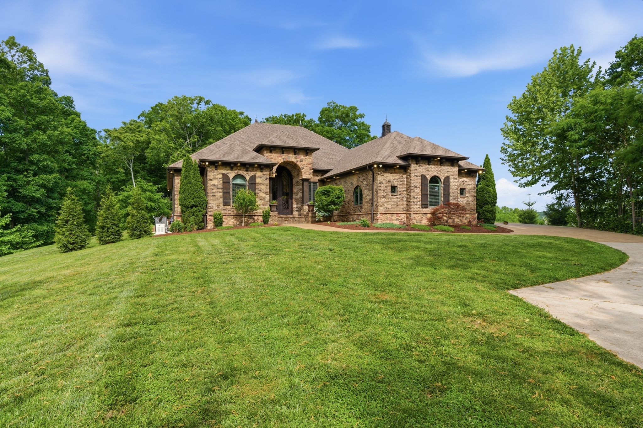 2857 New Hope Road Hendersonville TN 37075
