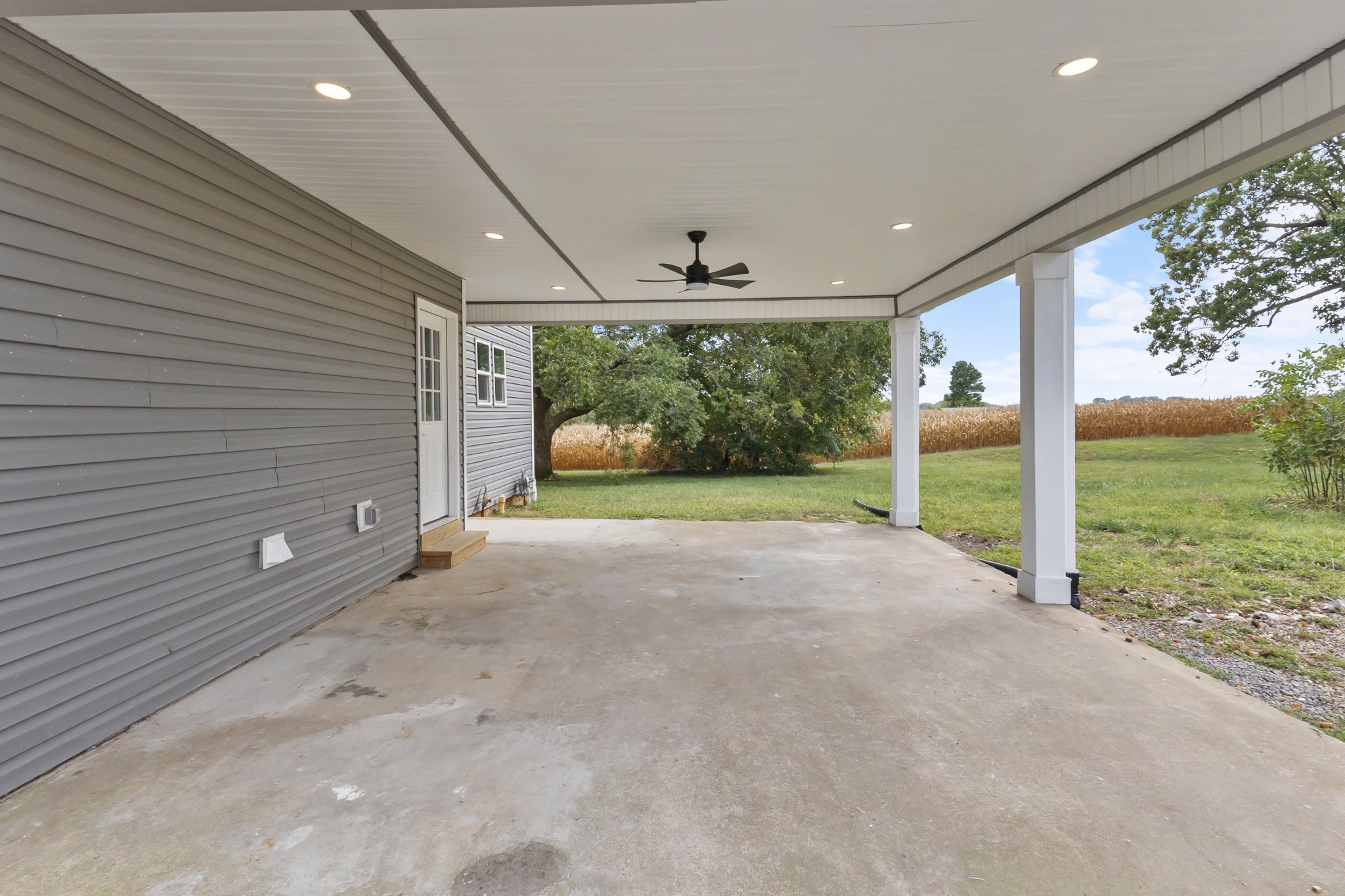 5178 E Robertson Road Cross Plains TN 37049