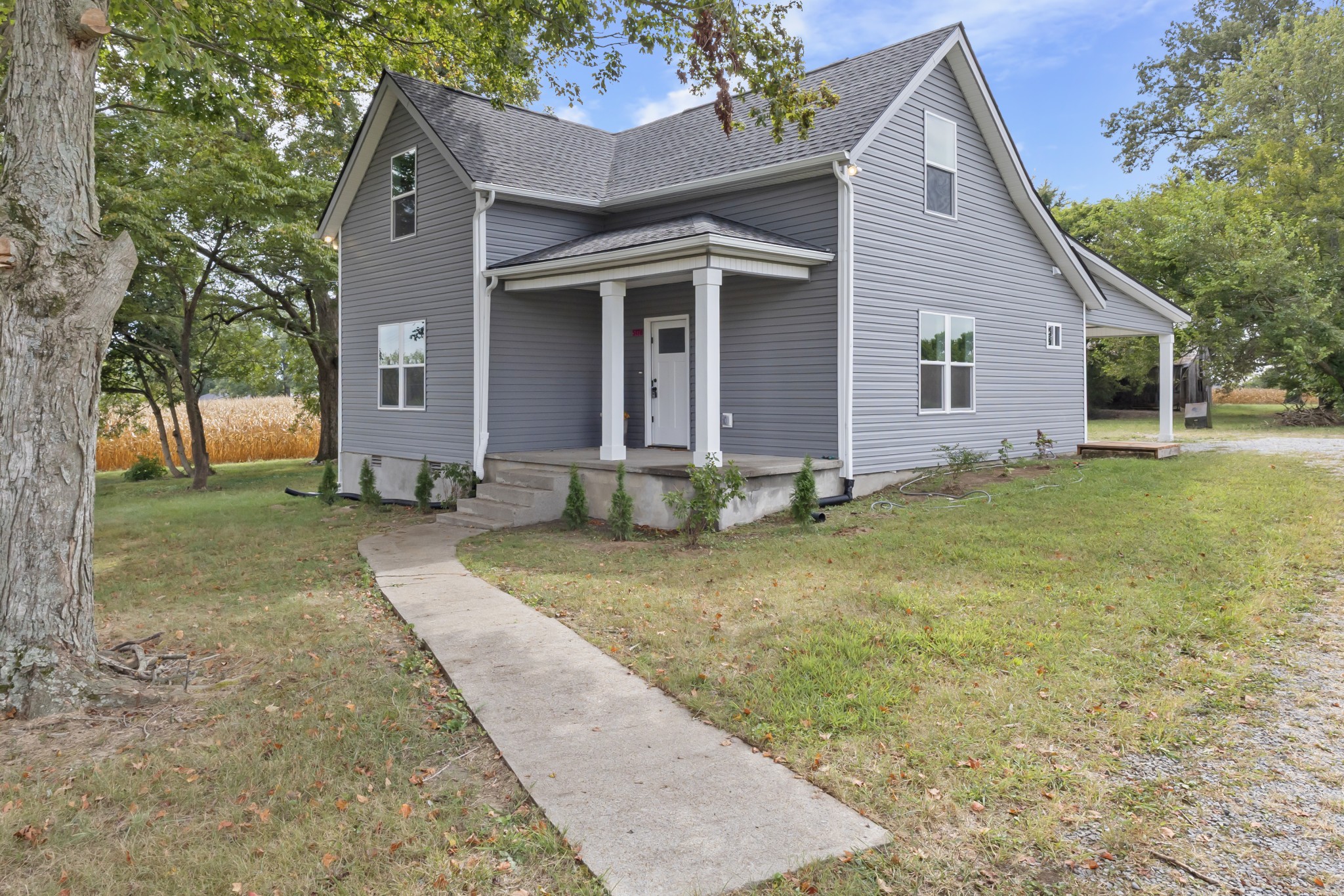 5178 E Robertson Road Cross Plains TN 37049
