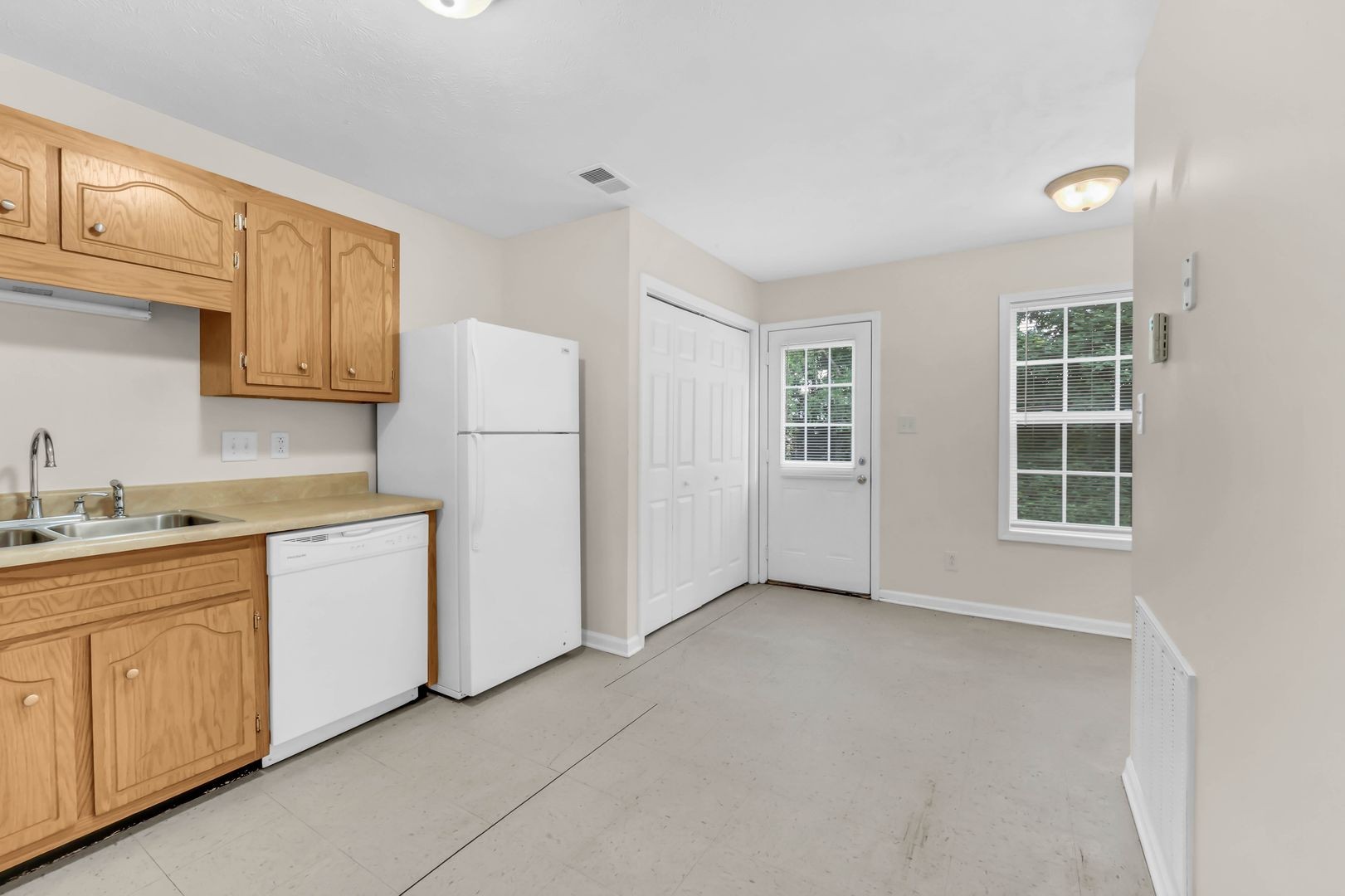 784 Cherrybark Lane Clarksville TN 37040