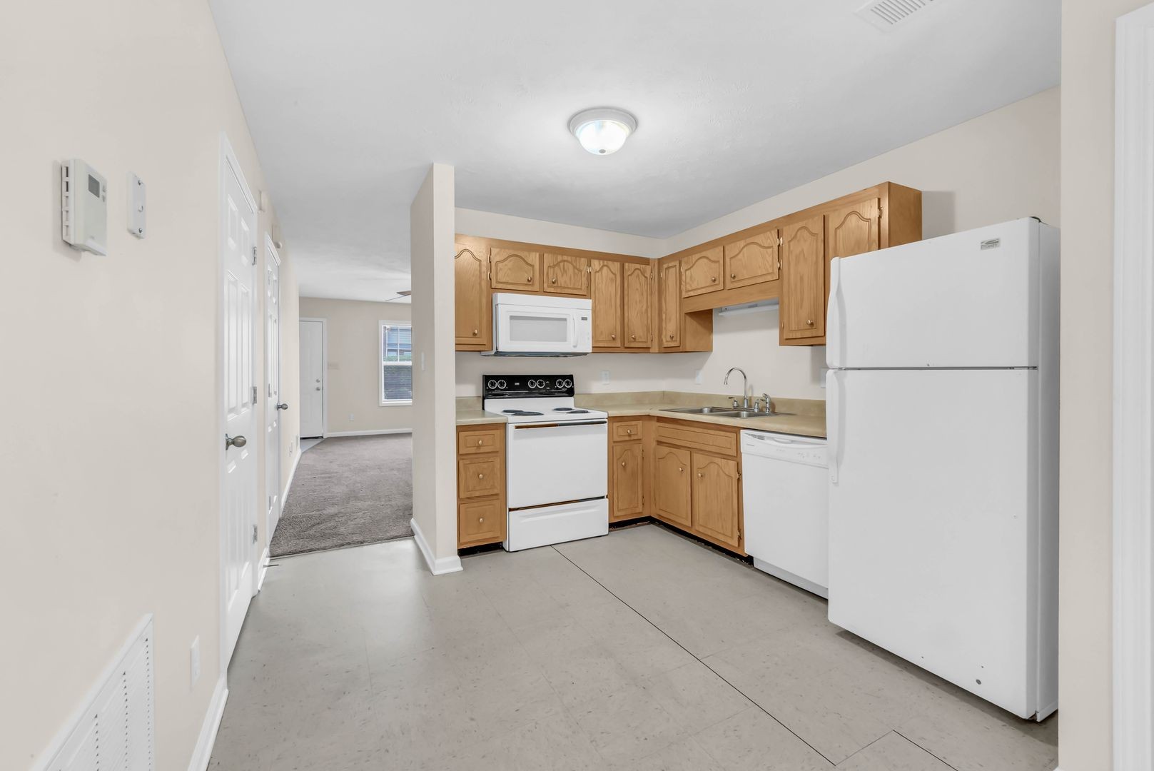 784 Cherrybark Lane Clarksville TN 37040