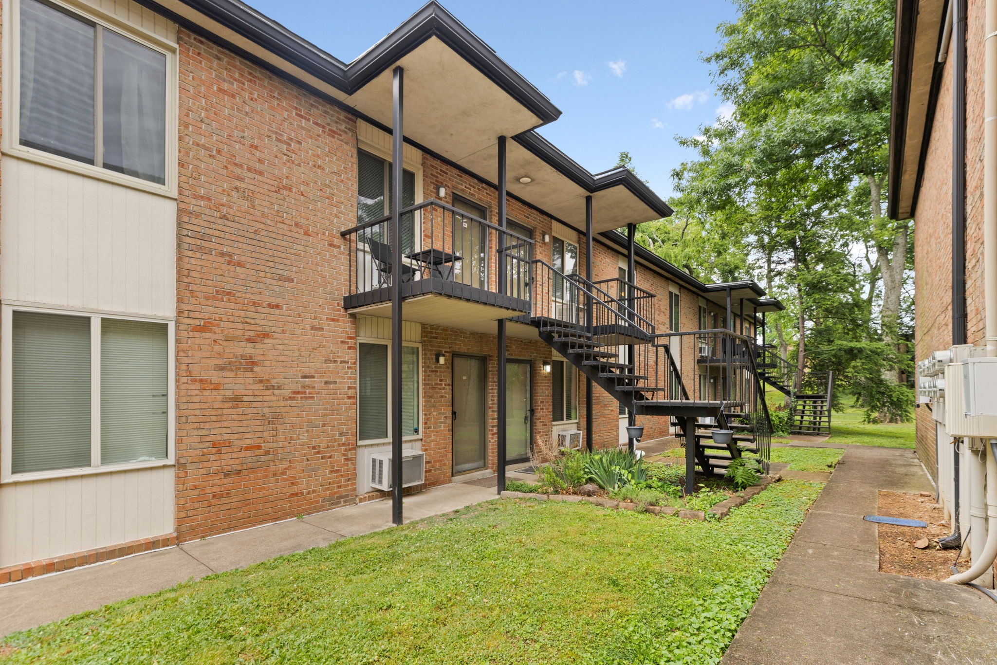 2601 Hillsboro Pike Nashville TN 37212