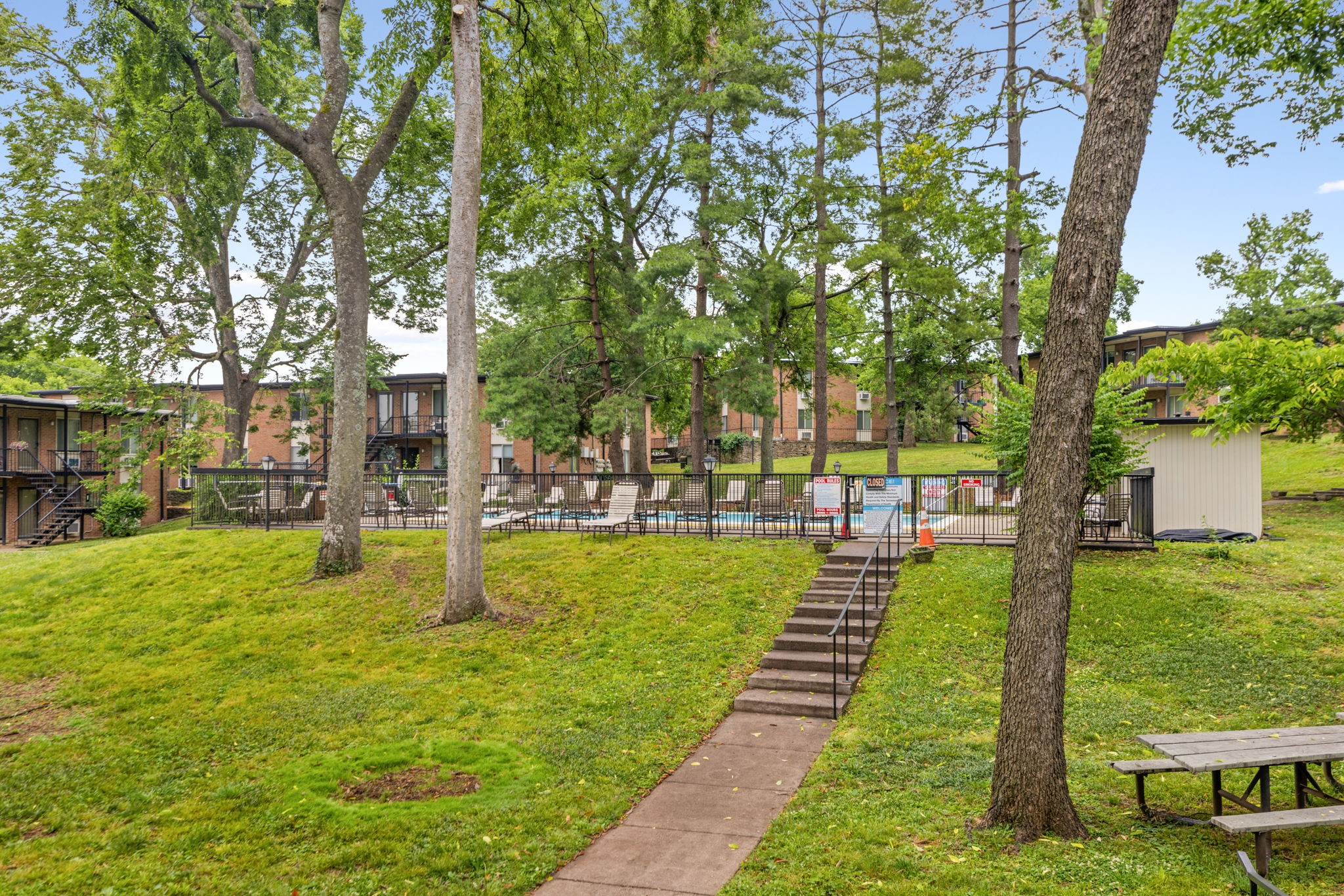 2601 Hillsboro Pike Nashville TN 37212