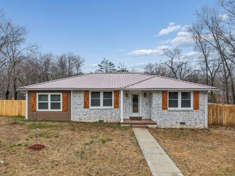 8871 Pinewood Road Lyles TN 37098