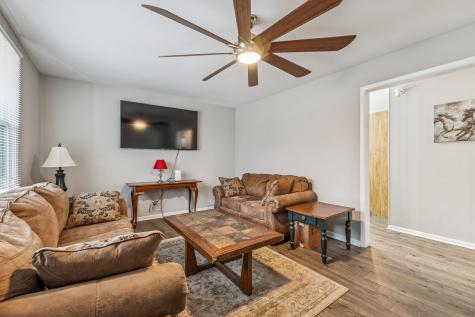 8871 Pinewood Road Lyles TN 37098