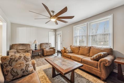 8871 Pinewood Road Lyles TN 37098
