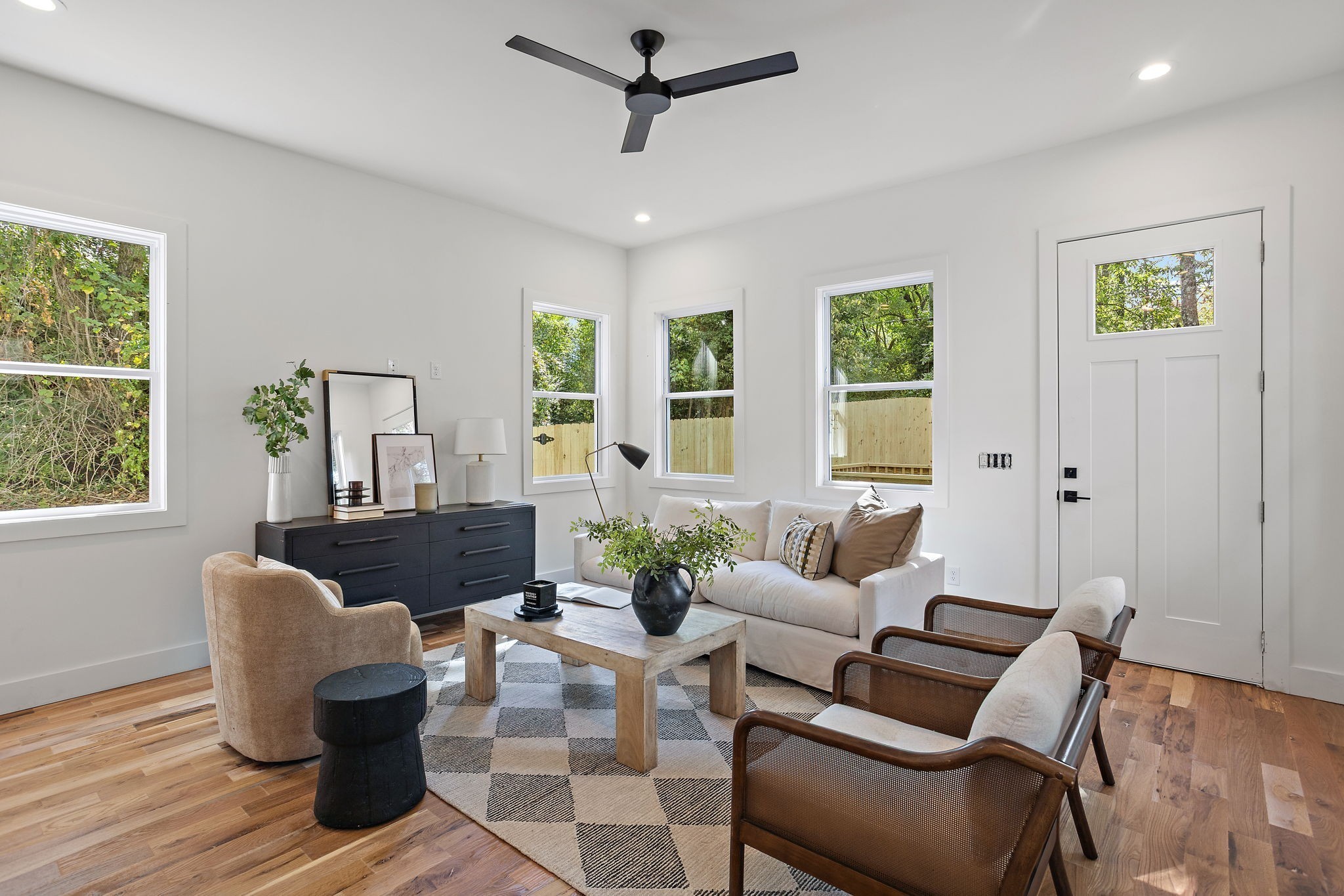 2237 Cruzen Street Nashville TN 37211
