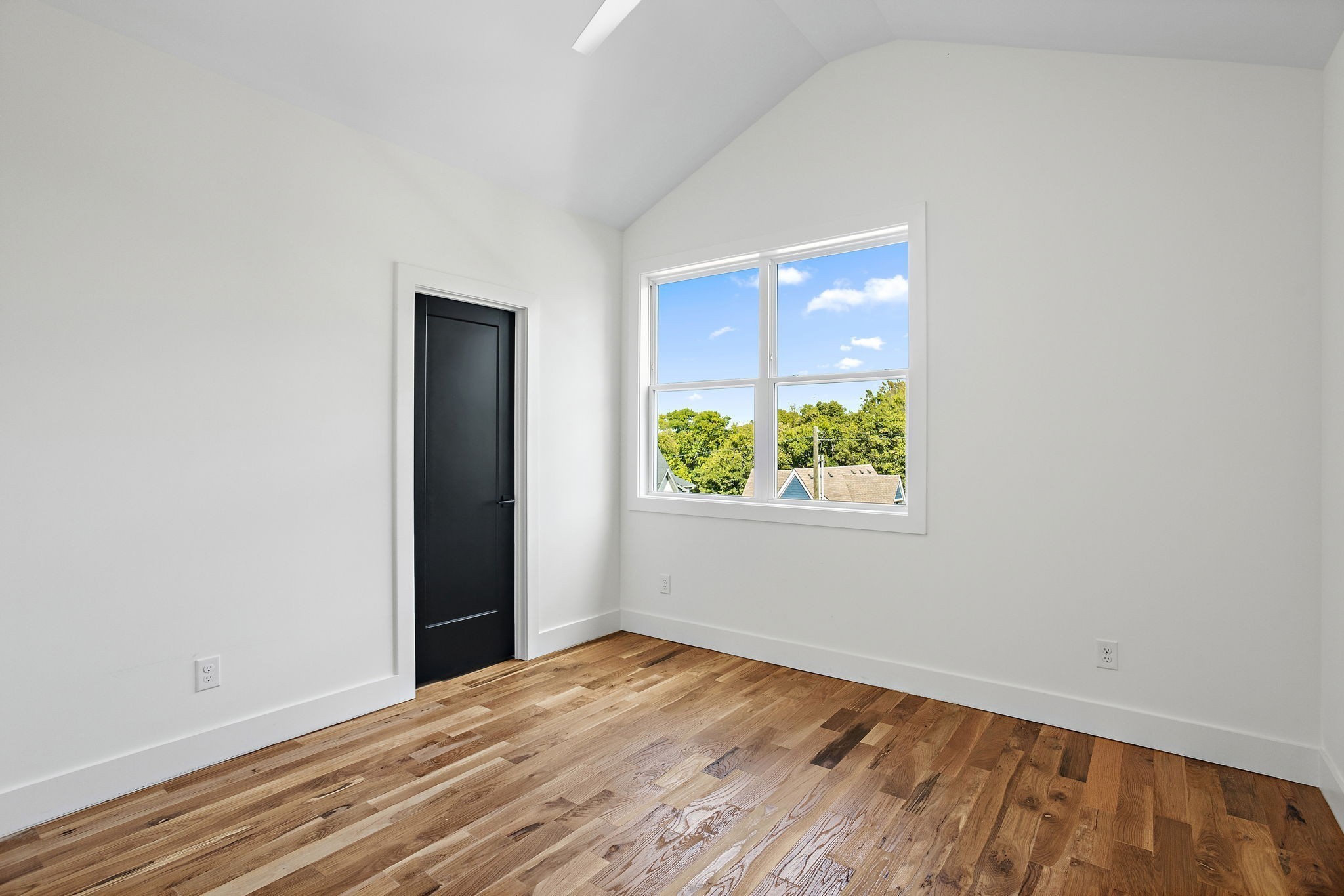 2237 Cruzen Street Nashville TN 37211