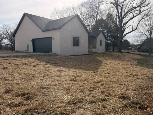 Cadiz KY, 523 Old Hopkinsville Road