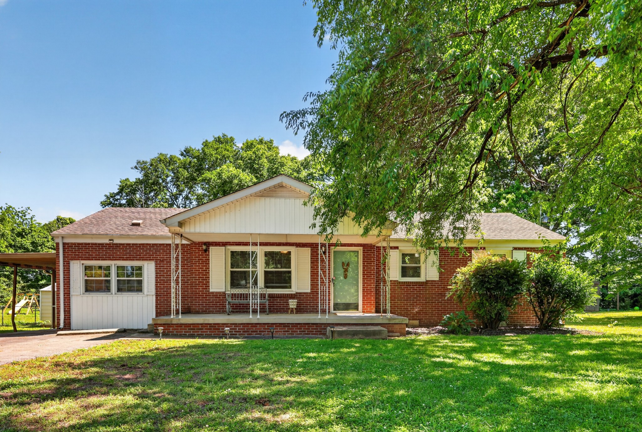 105 Daleview Circle Columbia TN 38401
