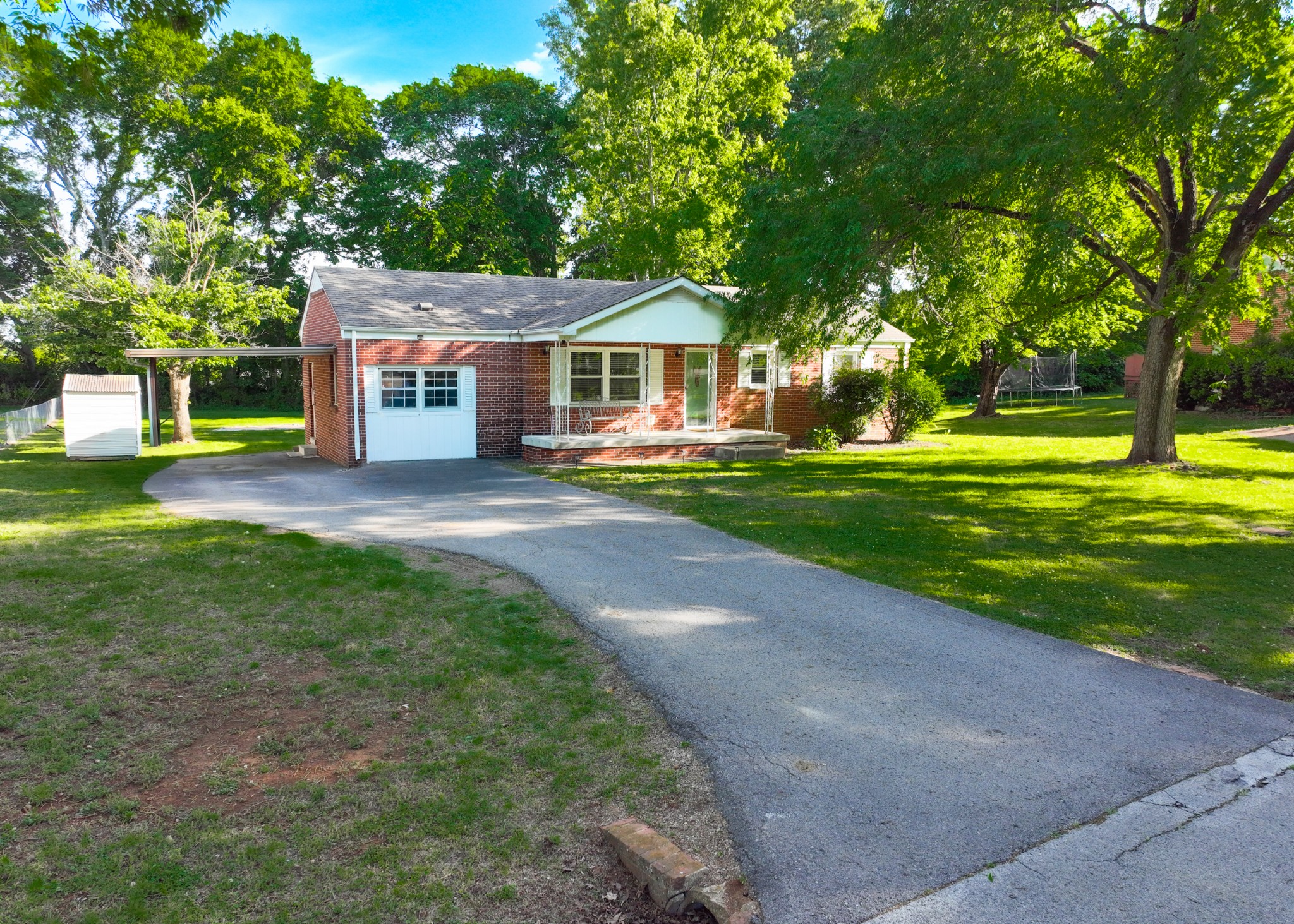 105 Daleview Circle Columbia TN 38401