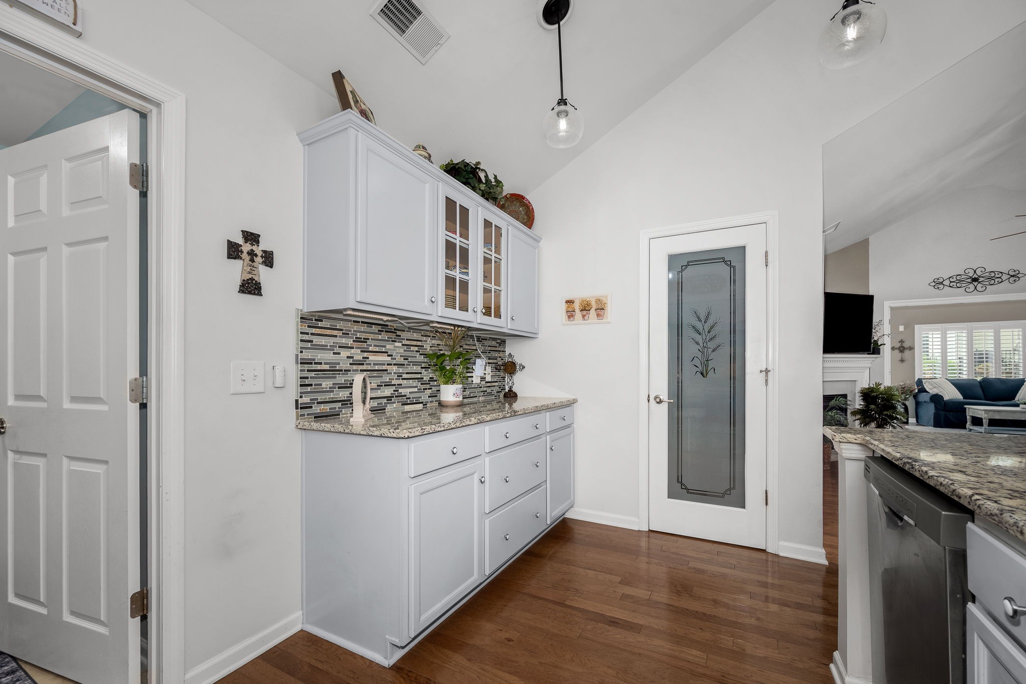 825 S Browns Lane Gallatin TN 37066