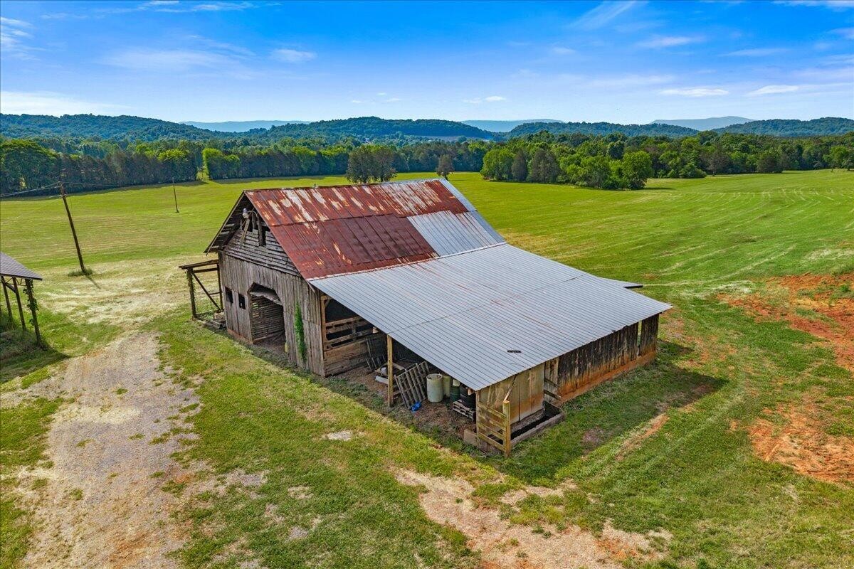 21 County Road 675 Riceville TN 37370