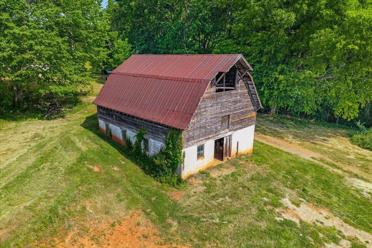 21 County Road 675 Riceville TN 37370