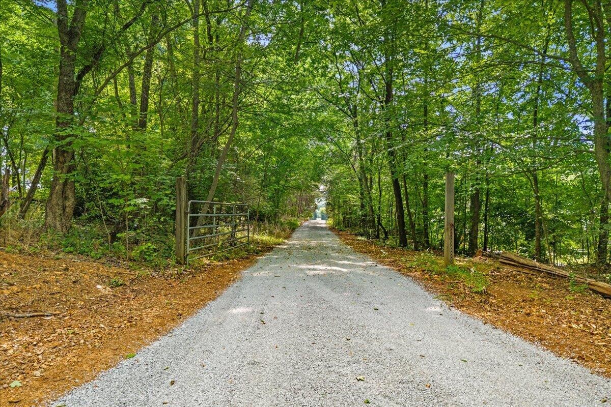 21 County Road 675 Riceville TN 37370