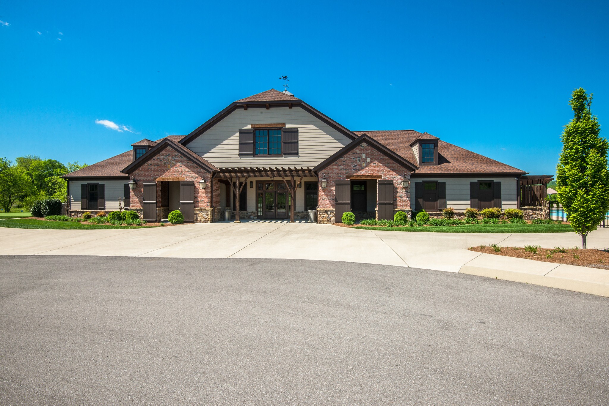 6826 Falls Ridge Lane College Grove TN 37046