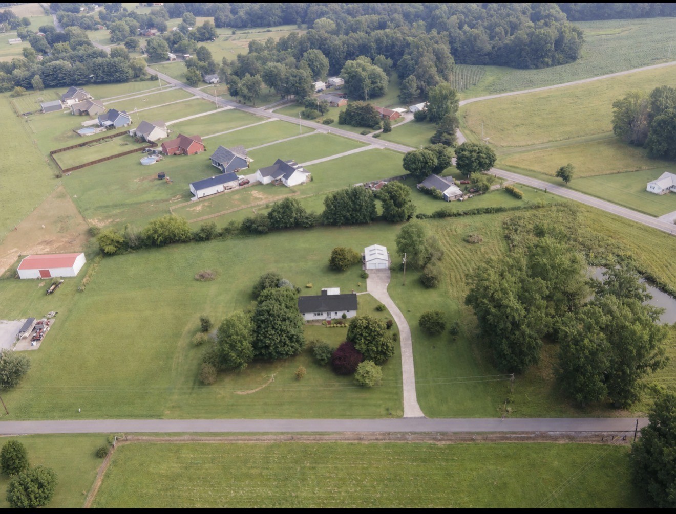 120 Walker Road Cottontown TN 37048