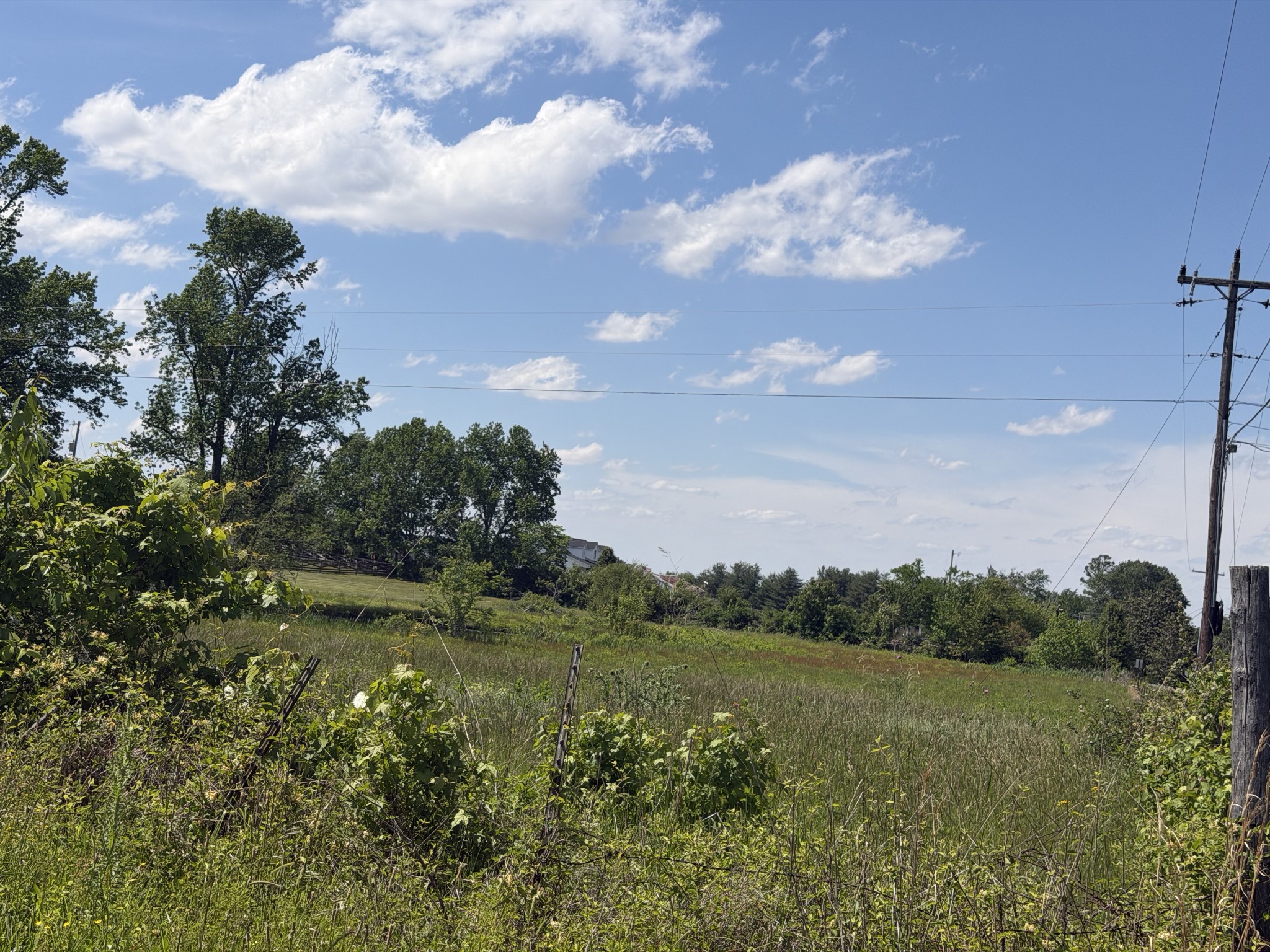 120 Walker Road Cottontown TN 37048