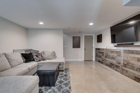 2433b Chapman Drive Nashville TN 37206