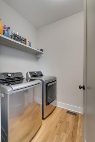 2433b Chapman Drive Nashville TN 37206