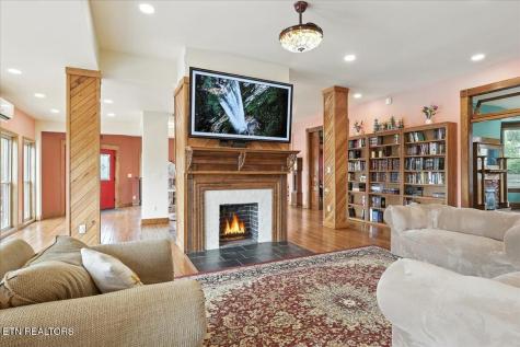 321 High Street Maryville TN 37804