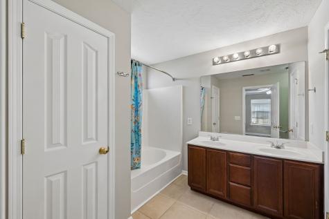702 Tot Drive La Vergne TN 37086