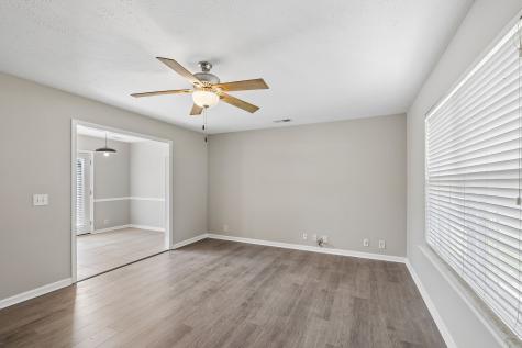 702 Tot Drive La Vergne TN 37086