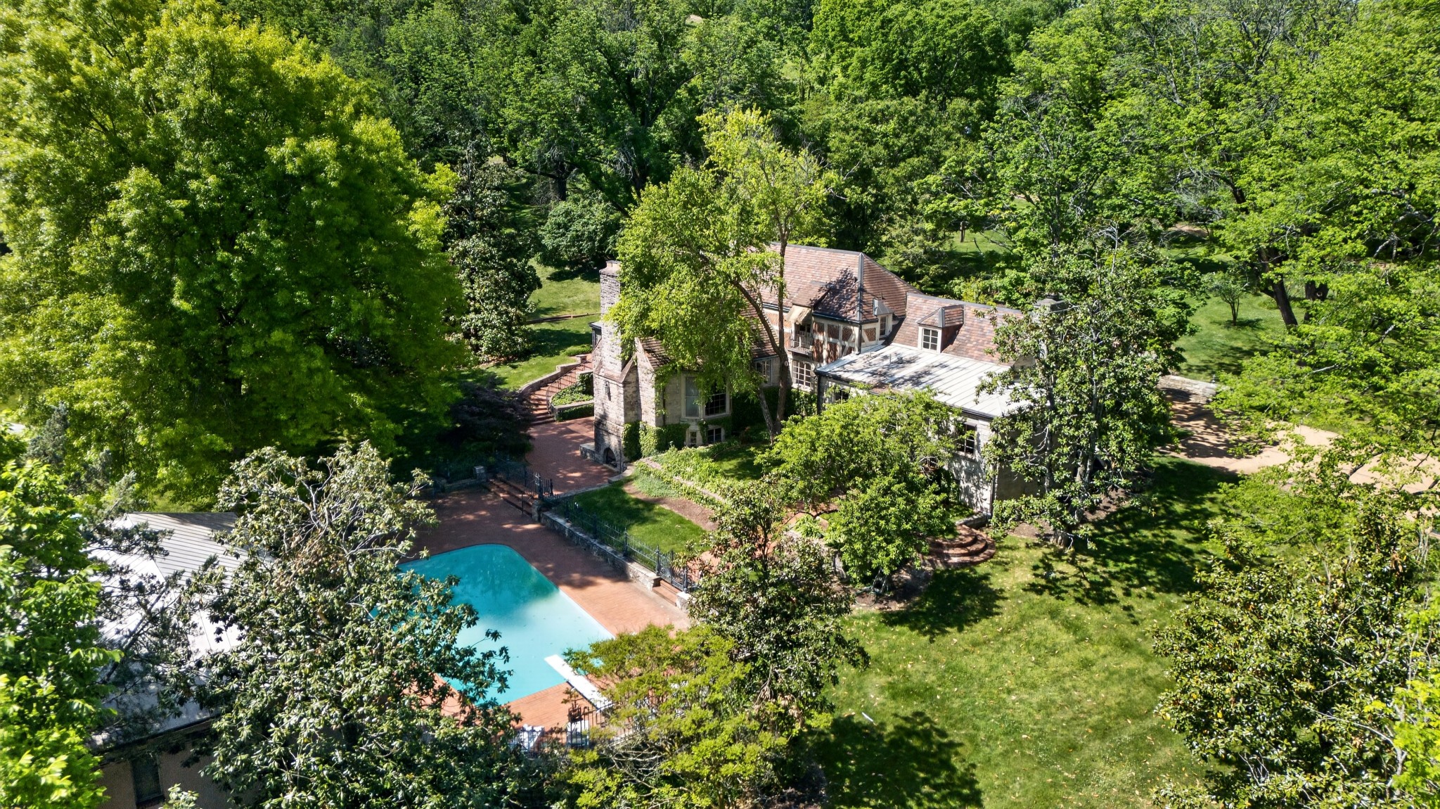 929 Tyne Boulevard Nashville TN 37220