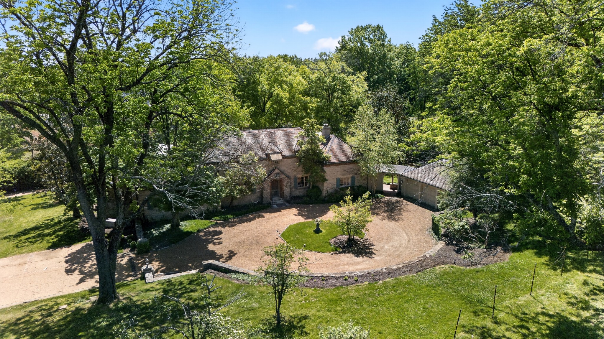 929 Tyne Boulevard Nashville TN 37220