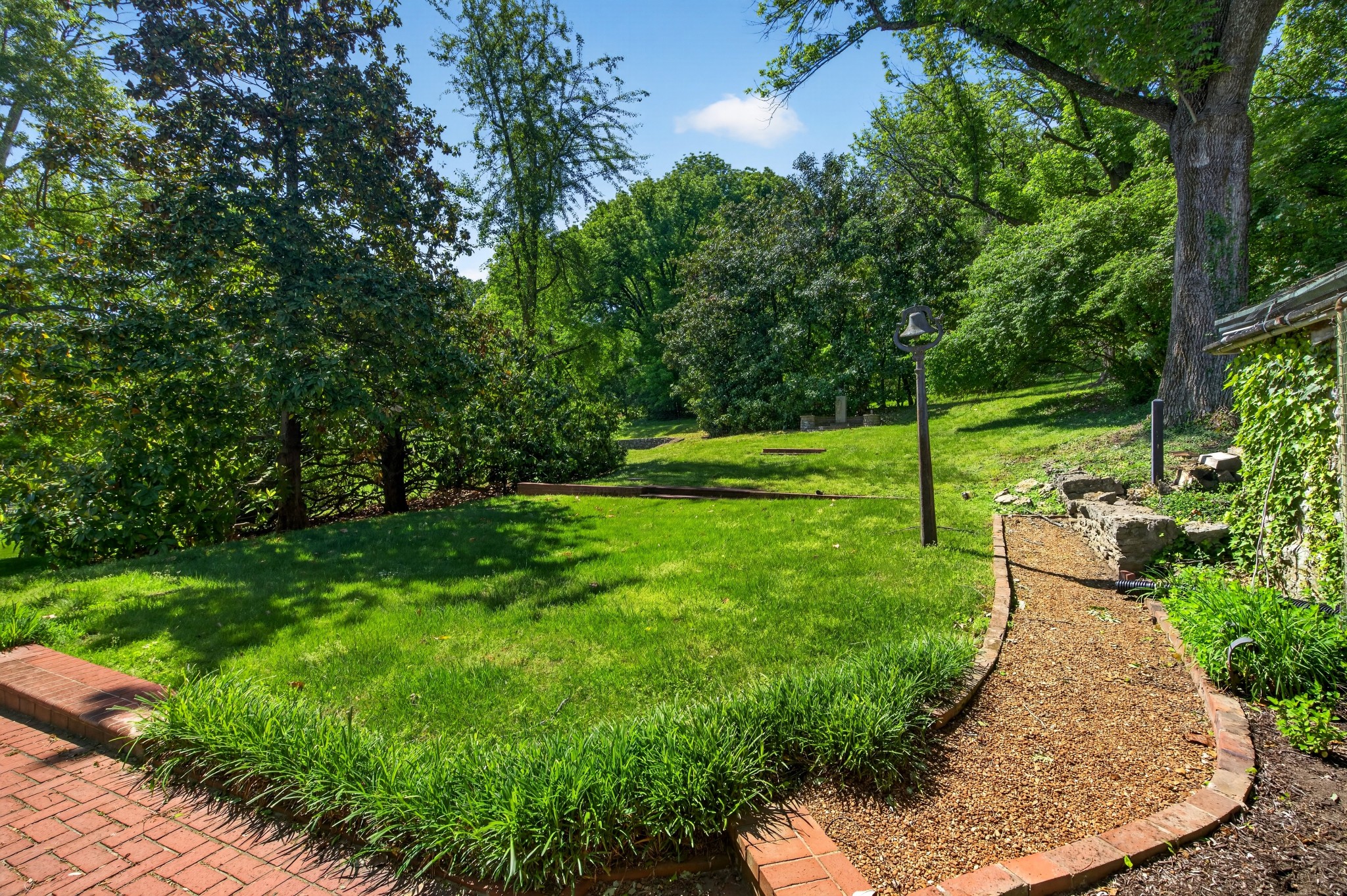 929 Tyne Boulevard Nashville TN 37220