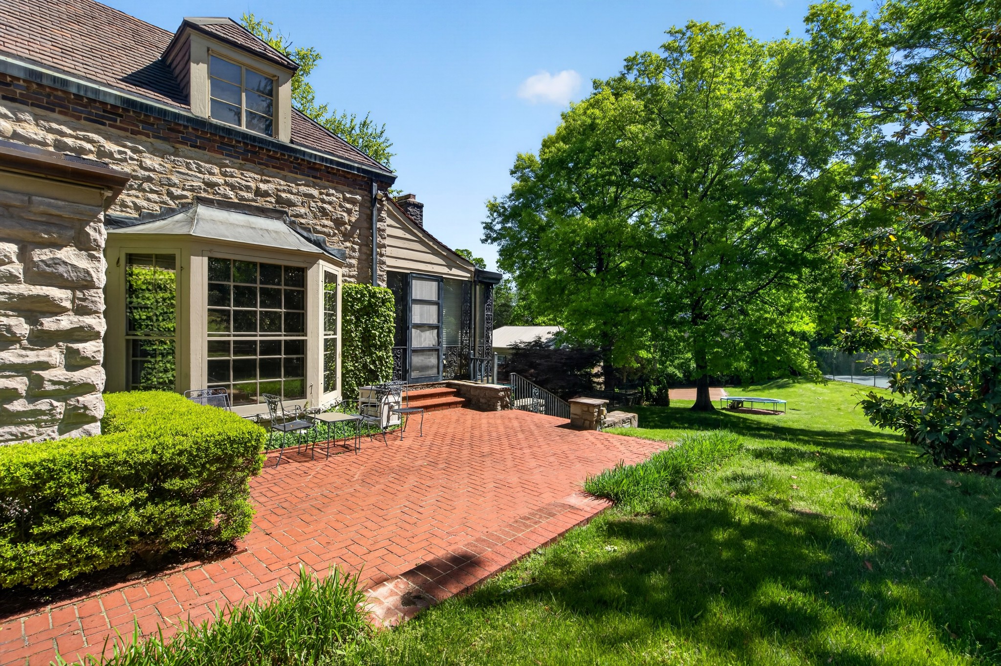 929 Tyne Boulevard Nashville TN 37220