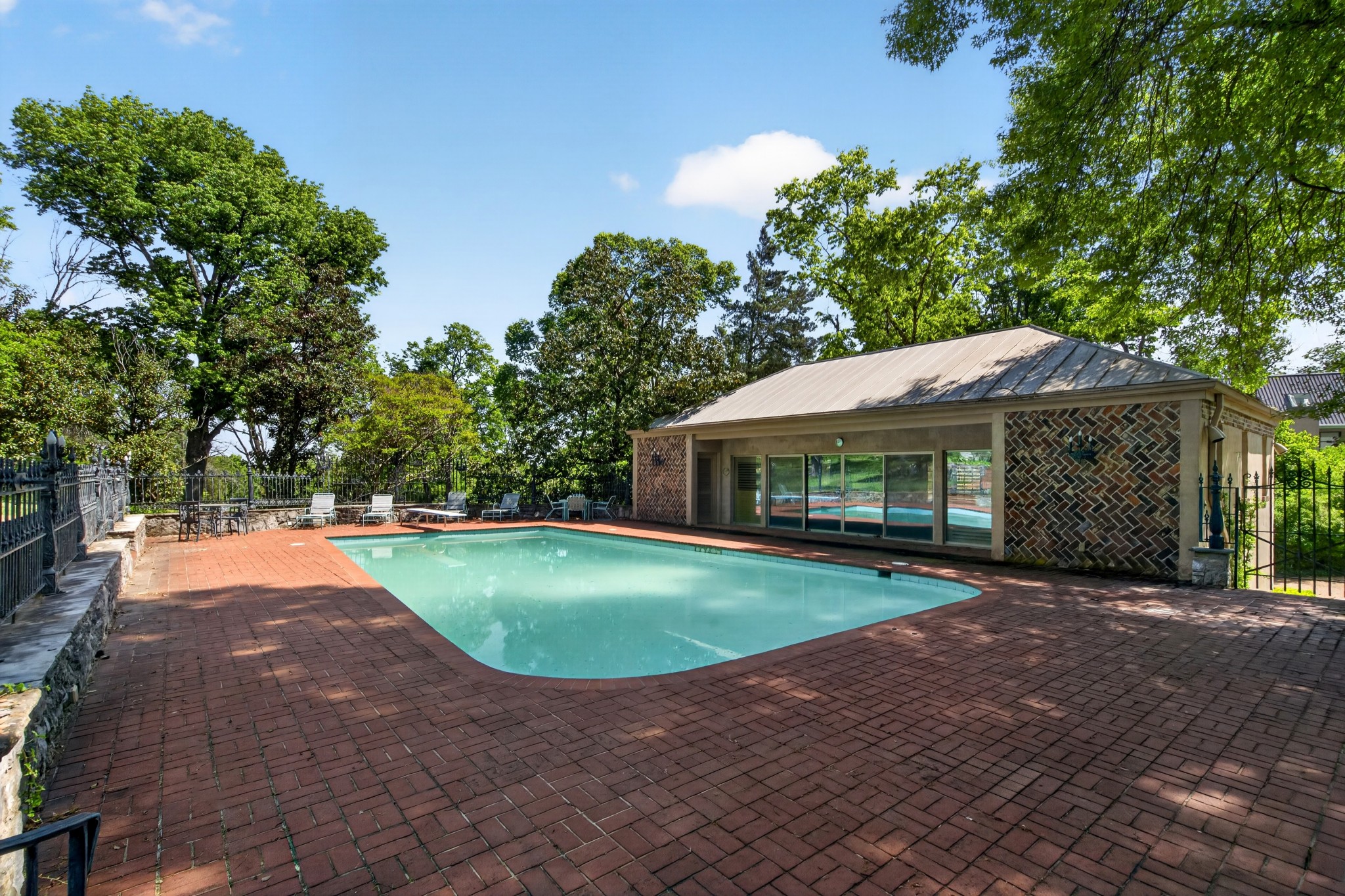 929 Tyne Boulevard Nashville TN 37220