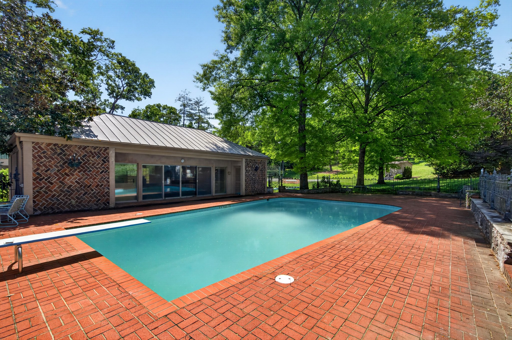929 Tyne Boulevard Nashville TN 37220
