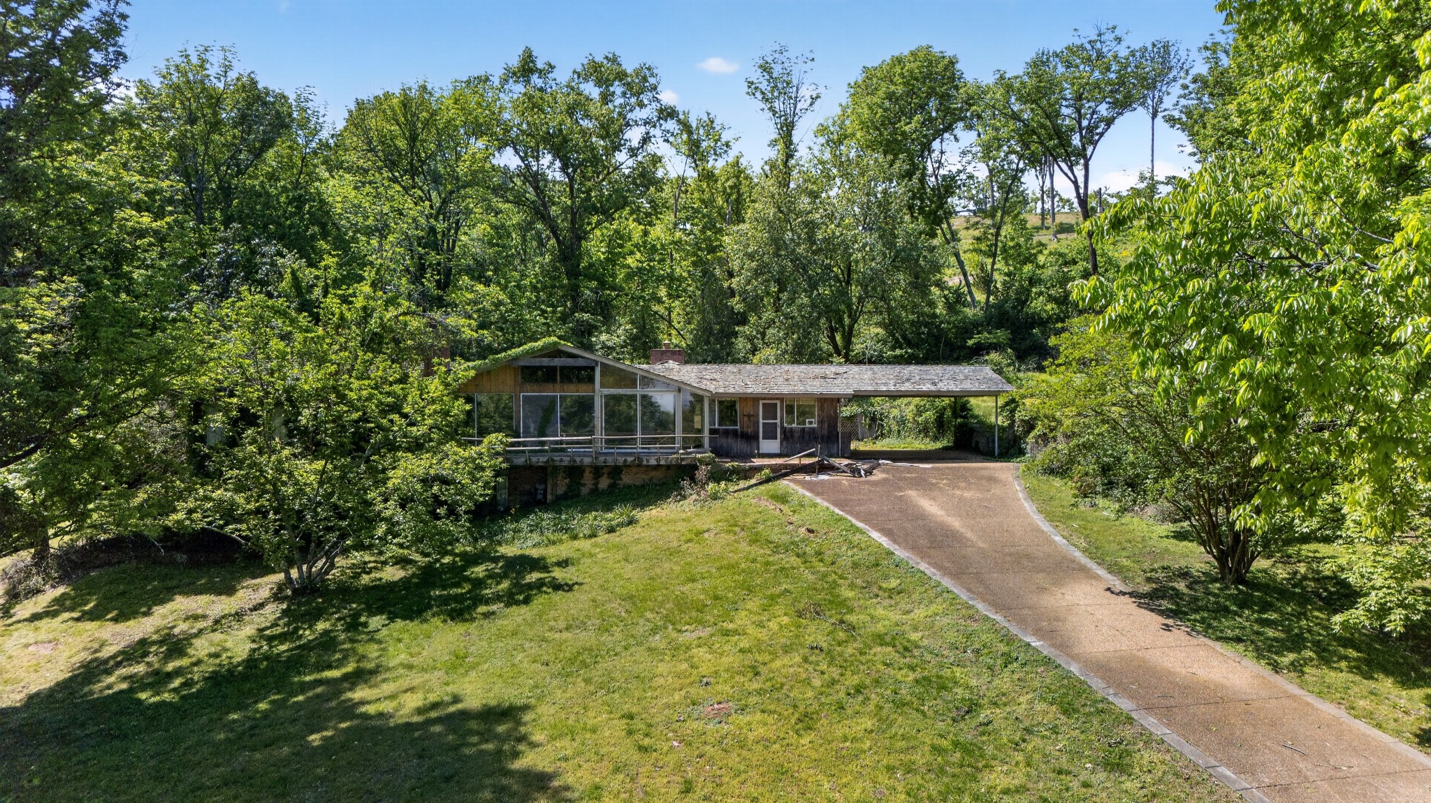 929 Tyne Boulevard Nashville TN 37220