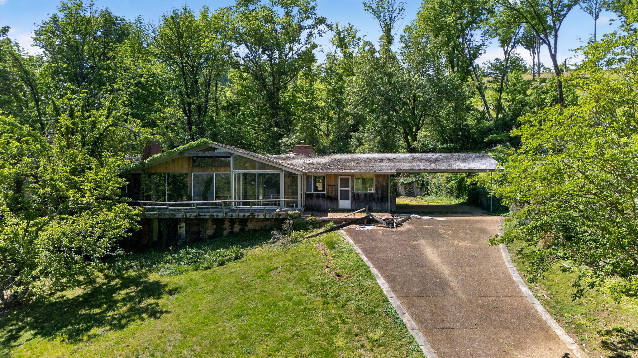929 Tyne Boulevard Nashville TN 37220