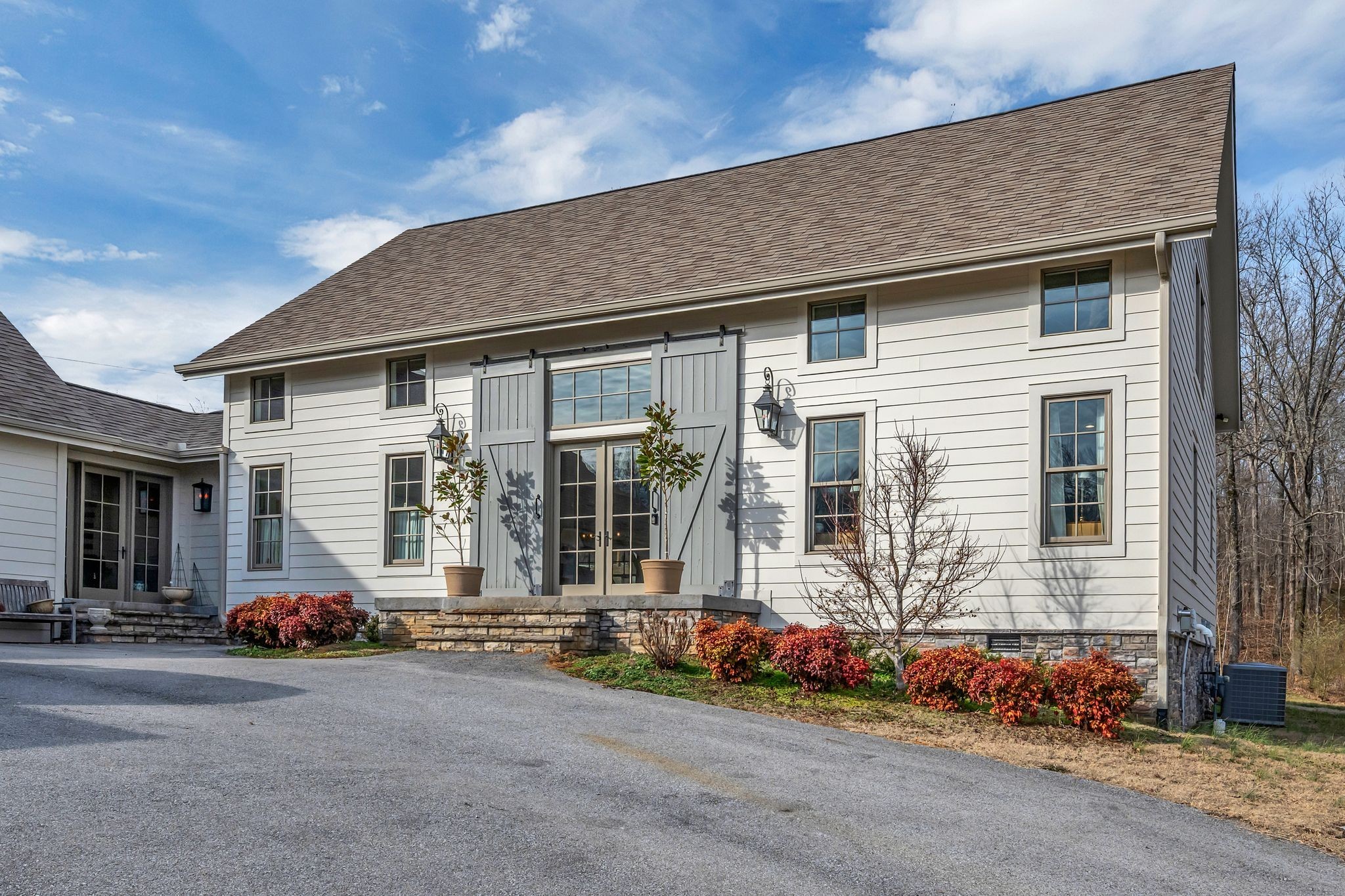712 Highway 48, S Dickson TN 37055