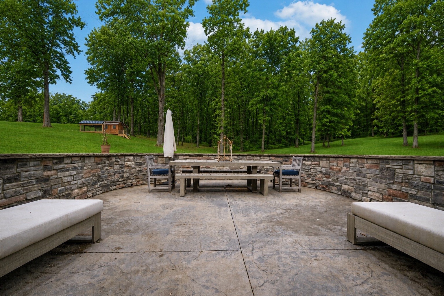 712 Highway 48, S Dickson TN 37055