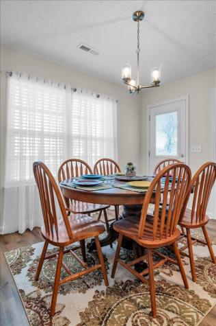 283 Timber Circle Manchester TN 37355