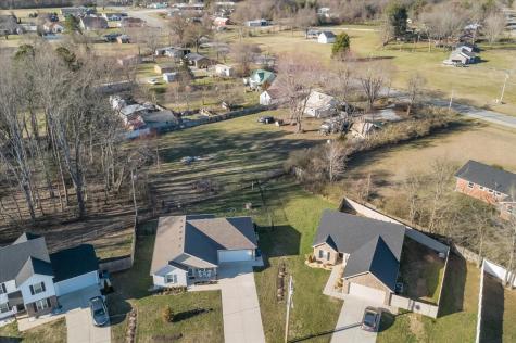 283 Timber Circle Manchester TN 37355