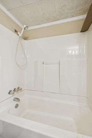 1323 Pleasant Grove Road Westmoreland TN 37186