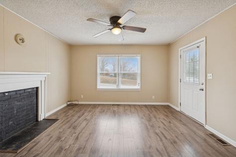 1323 Pleasant Grove Road Westmoreland TN 37186