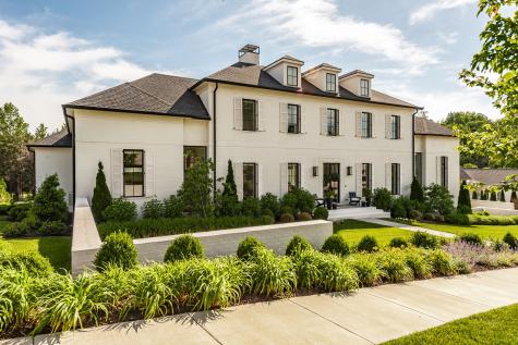 8114 Heirloom Boulevard College Grove TN 37046