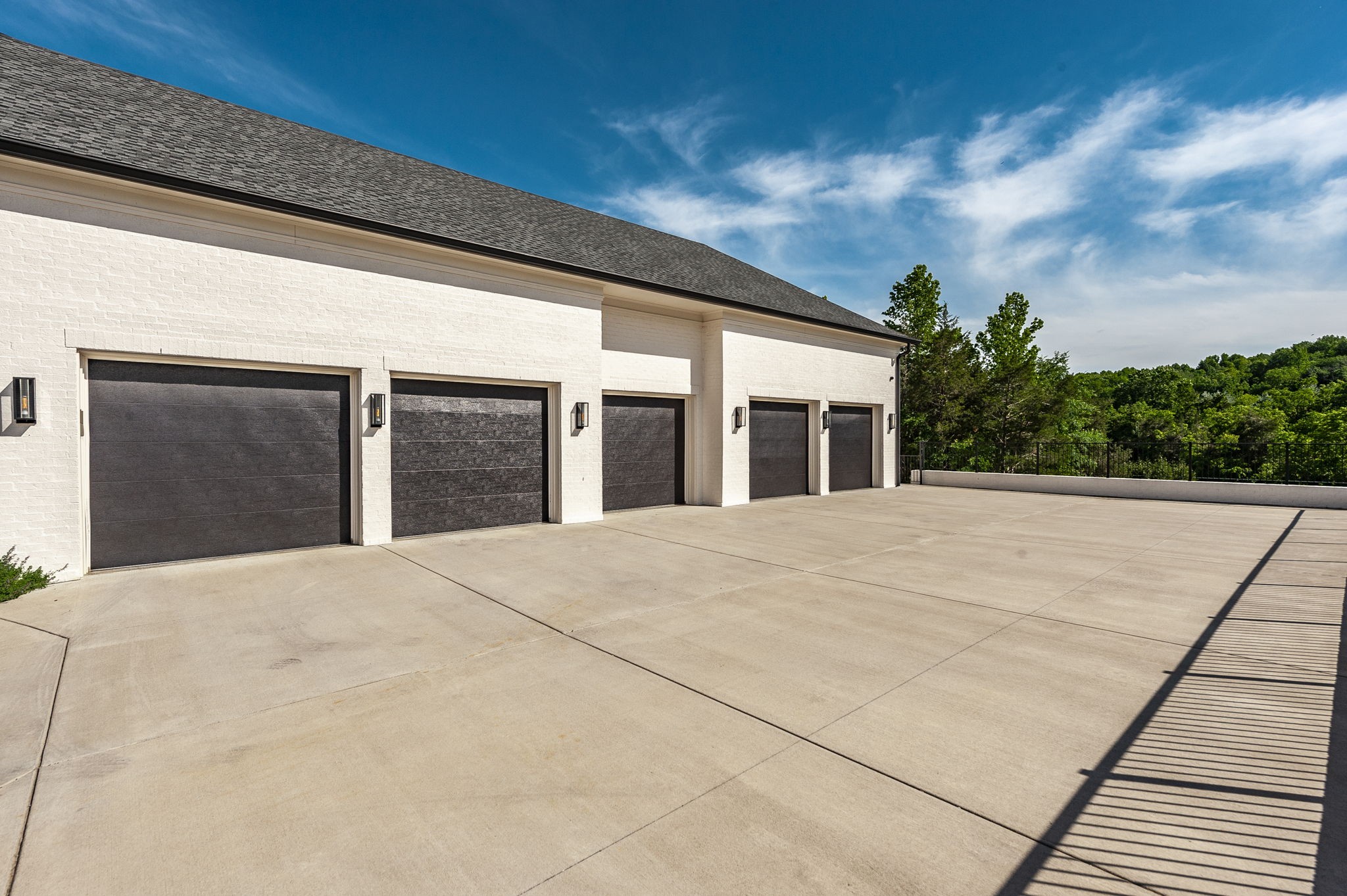 8114 Heirloom Boulevard College Grove TN 37046