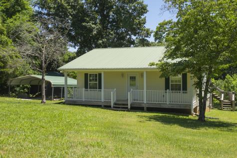 1534 Roy Brown Road Burns TN 37029